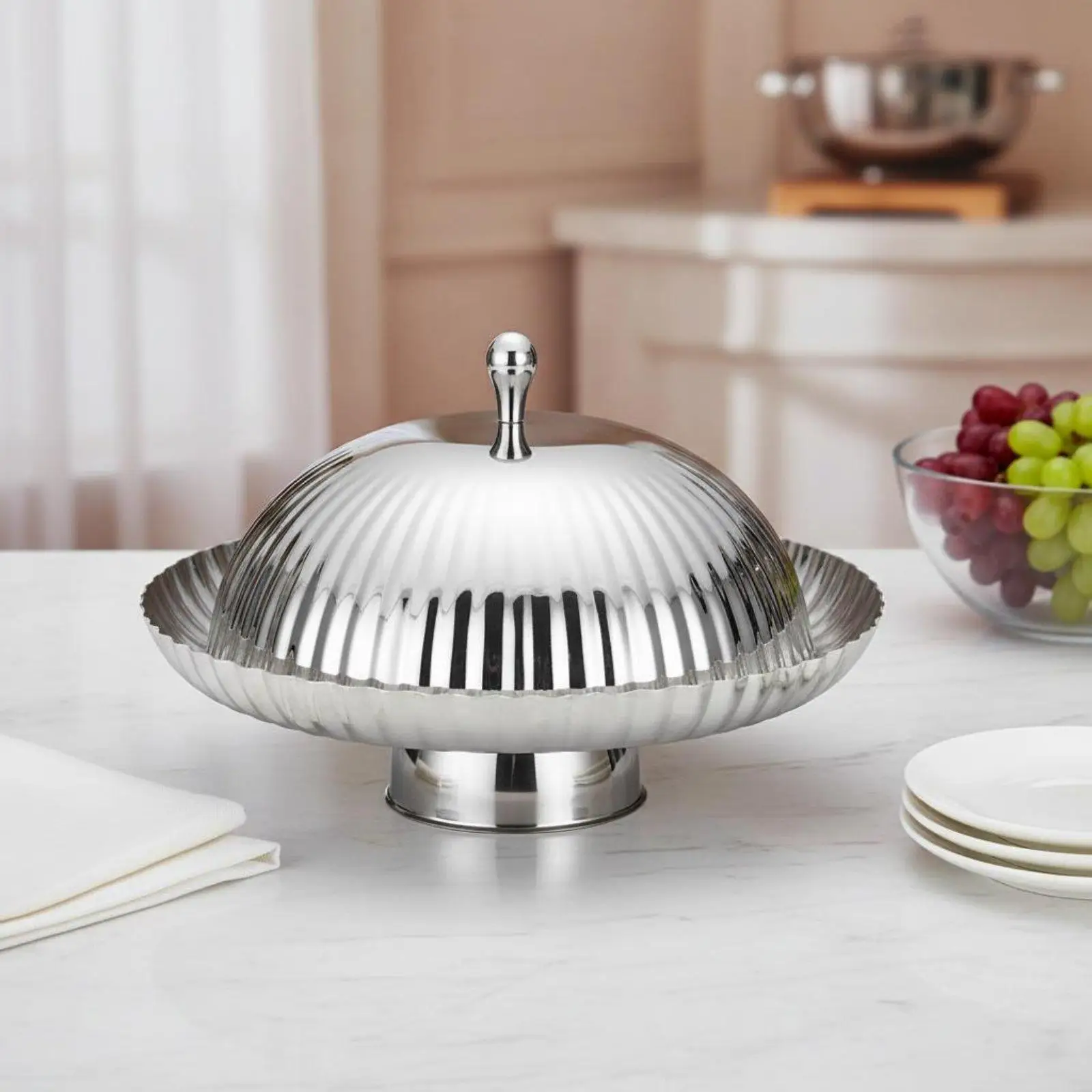 Luxury Stainless Steel Stripe Cake Plate with Dome Cover for Restaurant Buffet Tea Time Elegant Serving