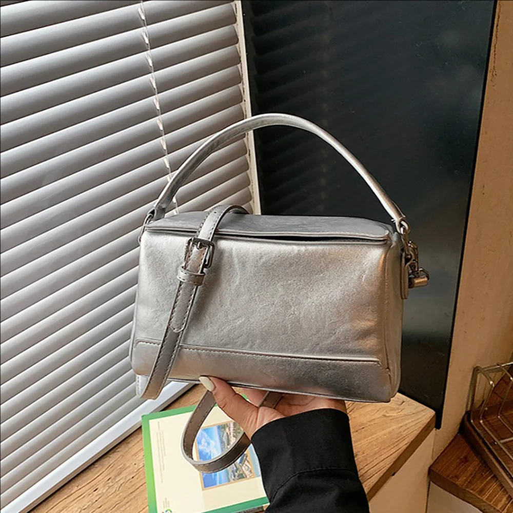 2026 Summer New Glossy PU Crossbody Bag Simple Solid Color Soft Zipper High Grade Messenger Bags Versatile Shoulder Bags