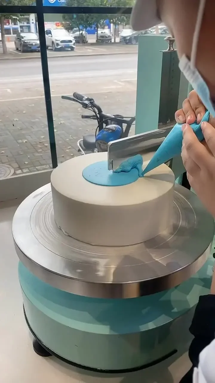 

Лучшая цена, прочный крем, оборудование для нанесения тортов, десертный магазин, крем, штукатурный миксер для обработки фруктов и овощей, тестомес