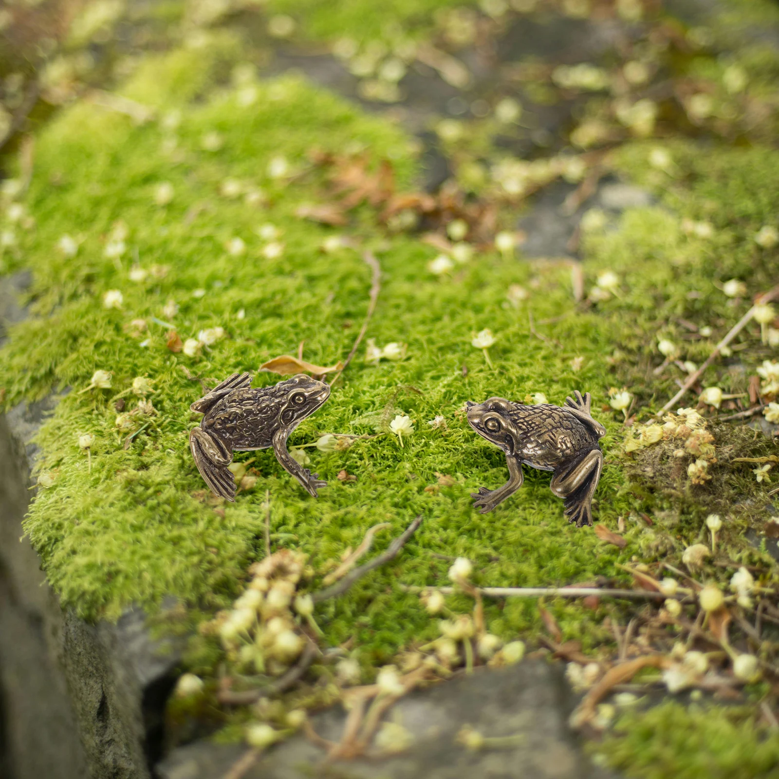 

1set 1Set Copper Ornaments Set Retro Craft Statue Golden Brass Toad Figurines Desktop Animal Statues Small Brass Decoration