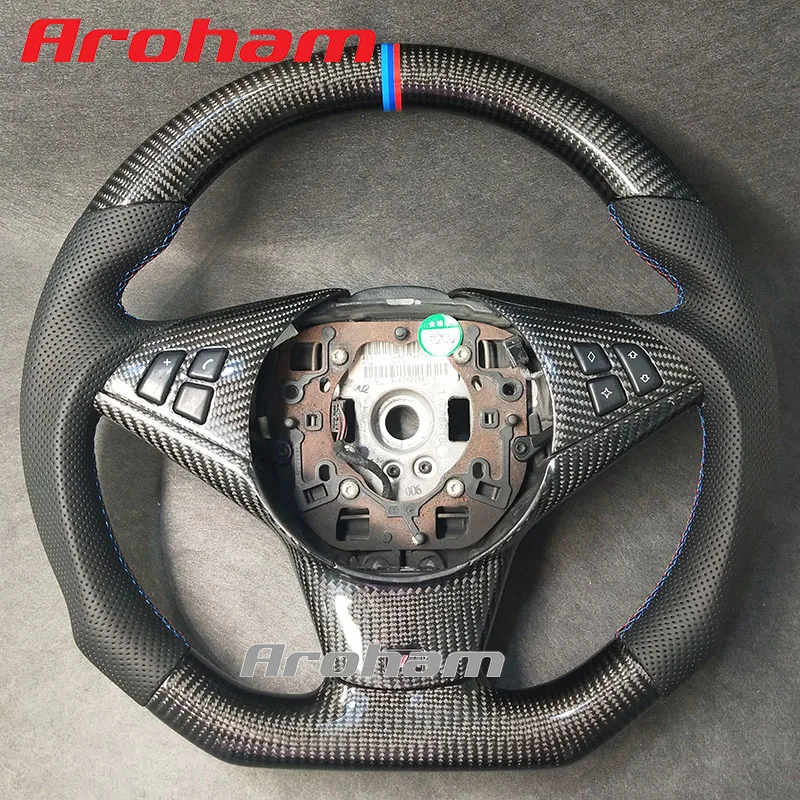 

Racing Carbon Fiber Steering Wheel For BMW E60 E61 Touring 530d 545i 550i E63 Coupe E64 630i 645Ci 650i