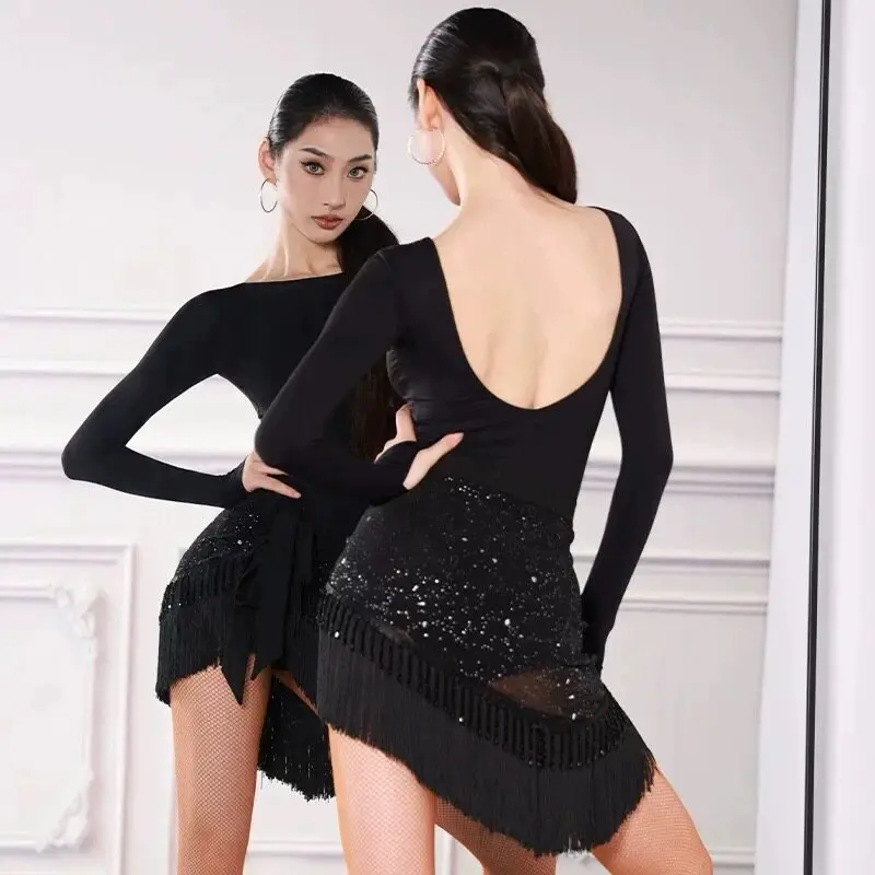 

New style Latin dance outfit - fashionable long-sleeved backless training top for women, exuding a sexy and modern beauty.