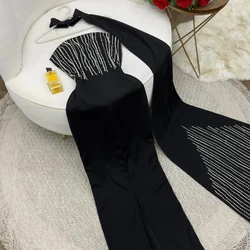 Simple Black Spaghetti Strap Evening Dresses Strapless Sleeveless Prom Gowns Beads Floor Length Front Slit Mermaid فساتين السهرة