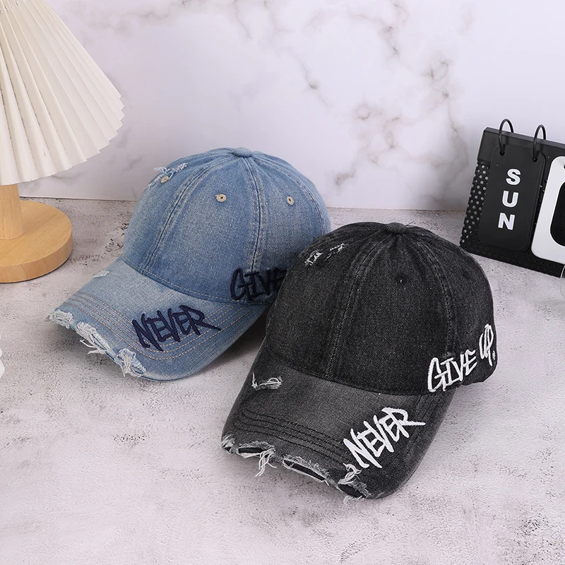 Fashionable and individual letter embroidered baseball caps for couples, street trend casual and versatile sunshade baseball cap