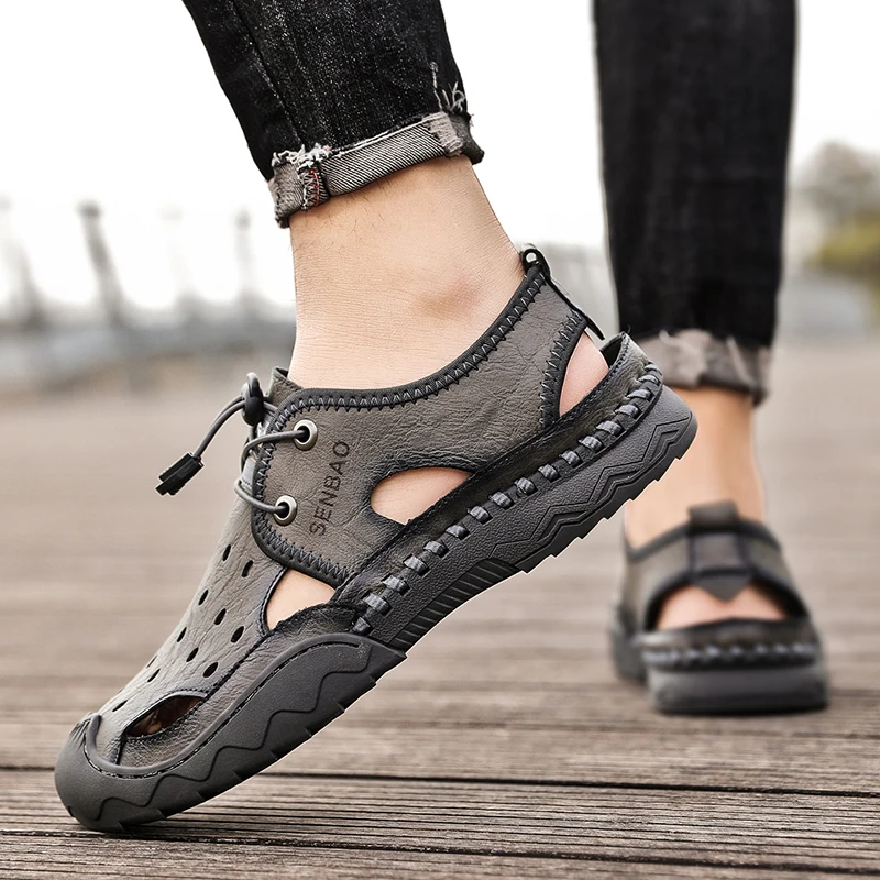 Classic Quality Leather Men Sandals Comfortable Men Summer Shoes Hollow-Out Breathable Beach Sandals Hard-wearing Men Shoes