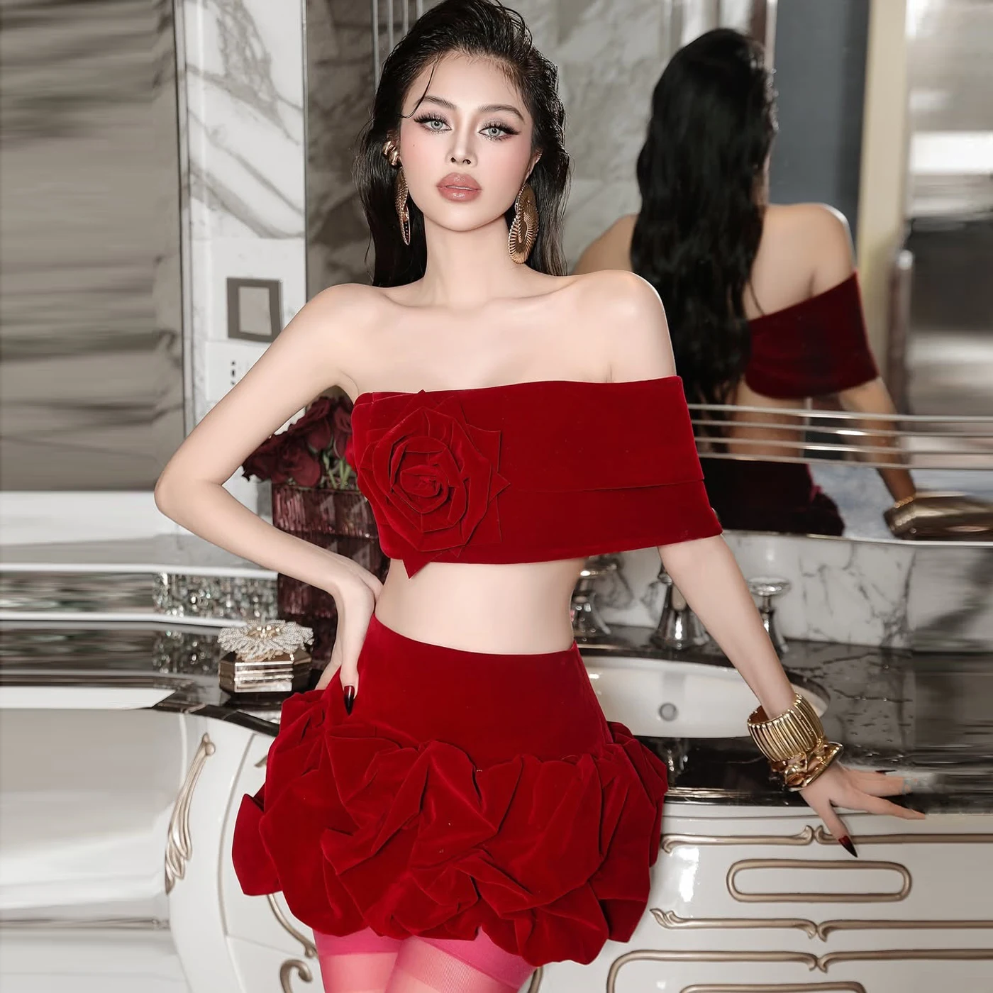Hippie Style Red Velvet Two Pieces Prom Dresses Mini Length Ruffled Big Rose Flowers 2 Pieces Short Cocktail Party Dress Custom