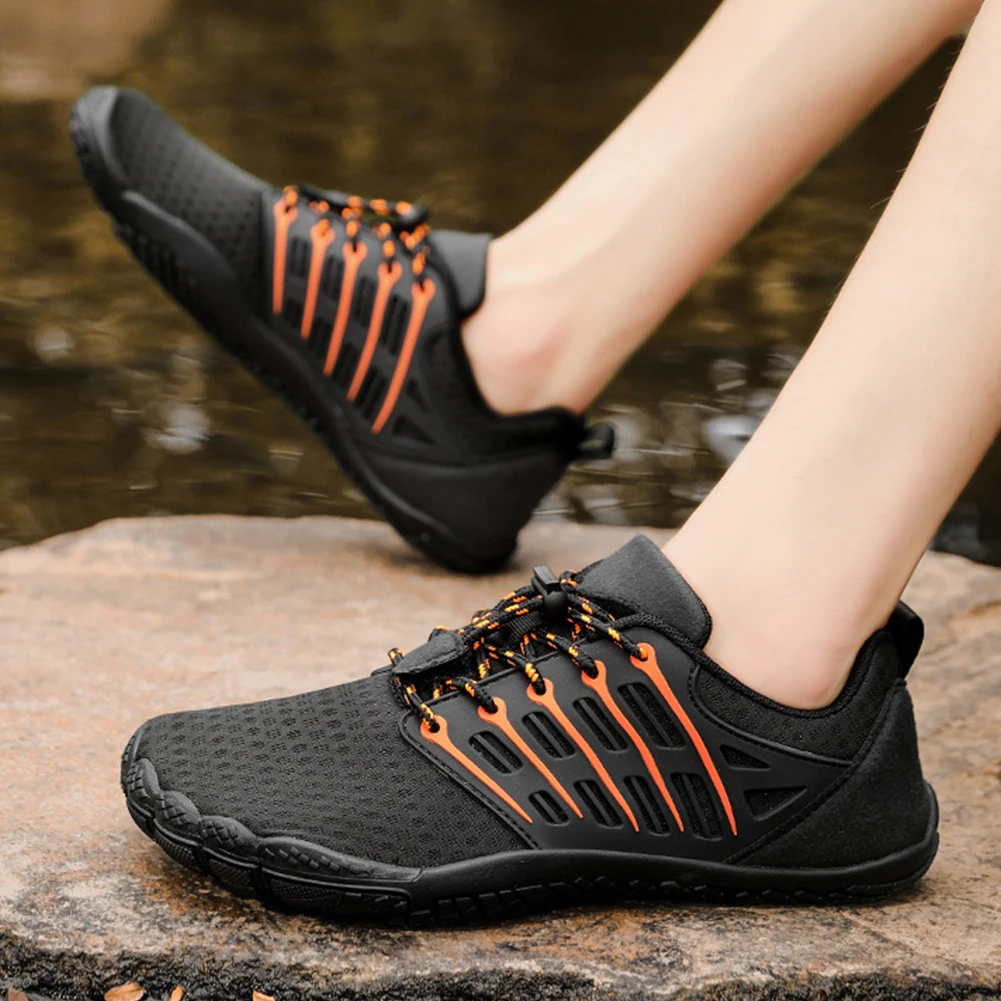

Water Shoes Upstream Aqua Shoes Breathable Surfing Snorkeling Shoes Adjustable Sports Trainning Sneakers Beach Swimming Footwear