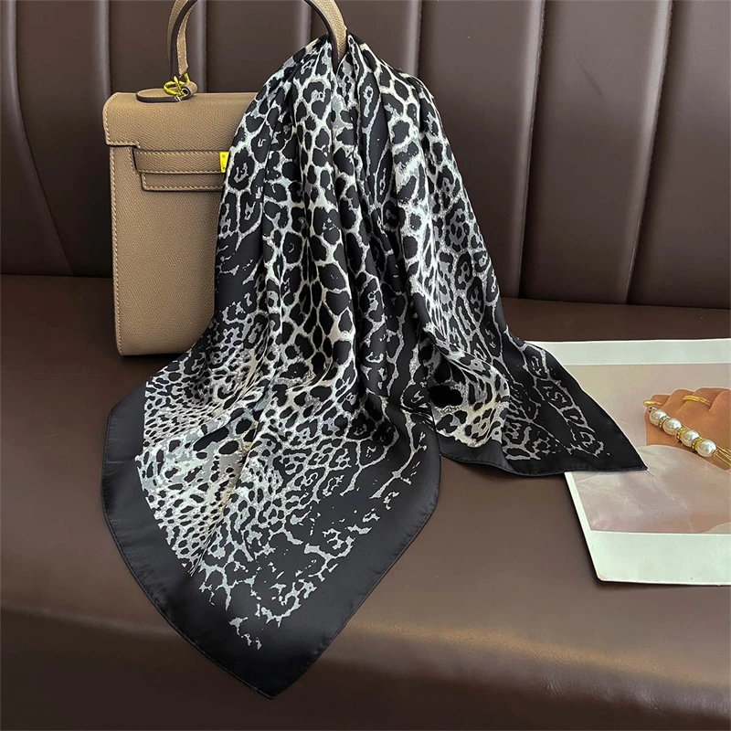 2025 New Leopard Scarf For Women 70 cm Square Soft Satin Scarves Neck Scarf Headscarf Bandanas Band Coll