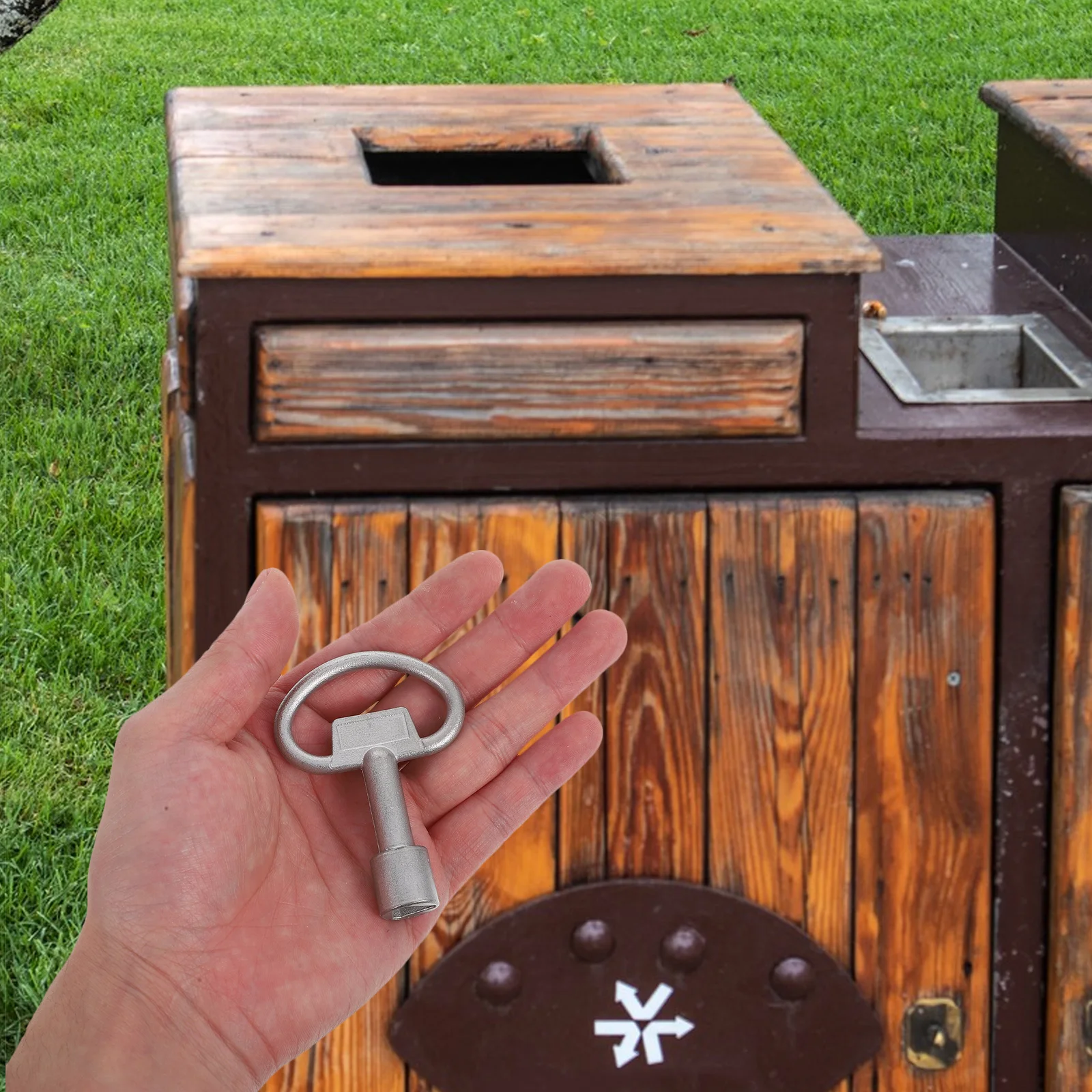 

Trash Can Key Stainless Steel Triangle Socket Spanner For Bin Lock Panel Meter Box Outdoor Garbage Container Multifunctional