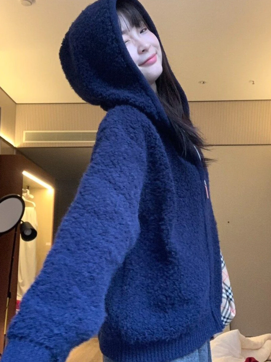 Women's Thickened Knitted Zipper Hoodie Sweater Outerwear Casual Style Loose Fit Autumn Winter Lazy Fashion Knit Cardigan Top