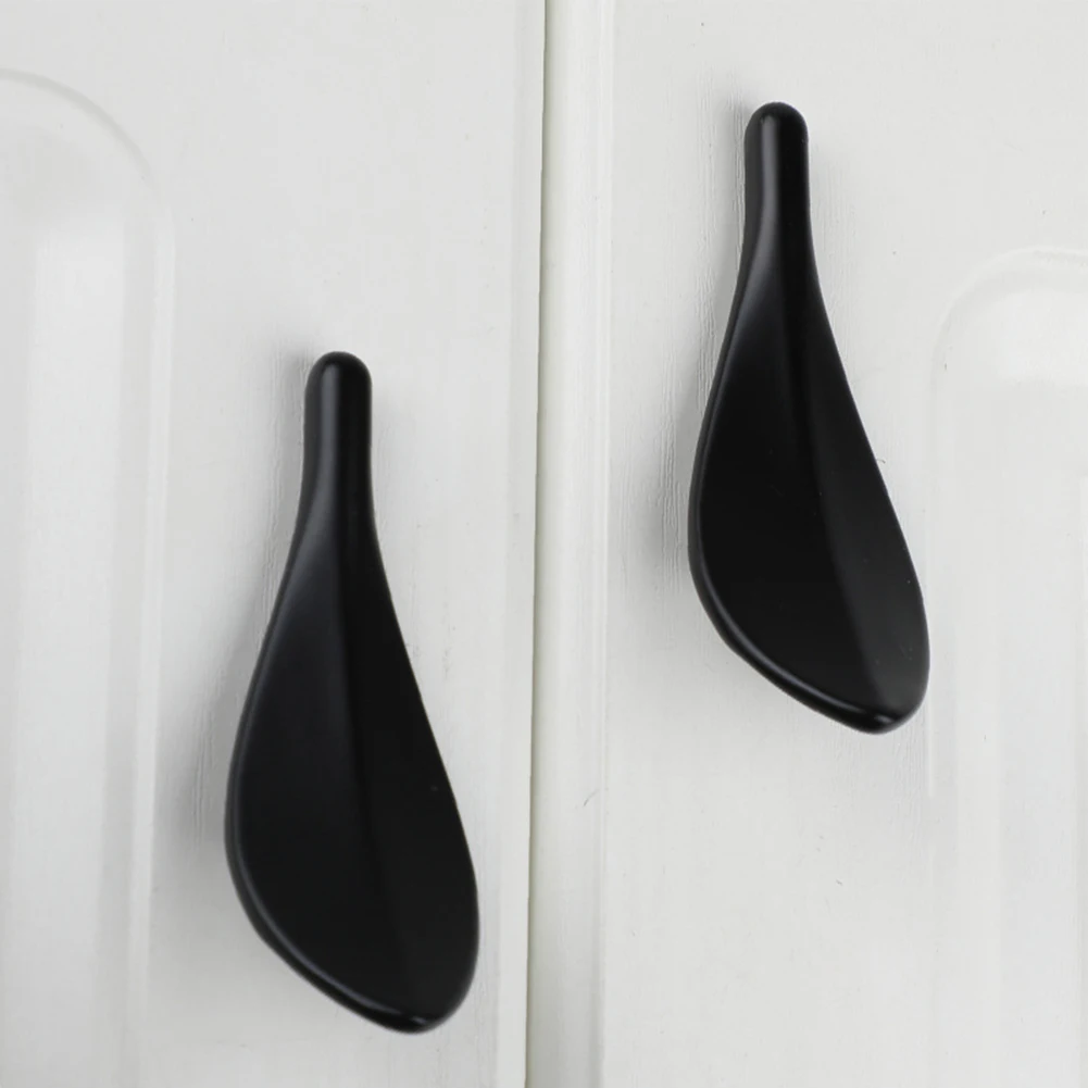 Fashion Leaf Handle For Furniture Moden Zinc Alloy Kitchen Cabinet Handles Black Gold Knobs For Drawers And Cupboards Door Pulls