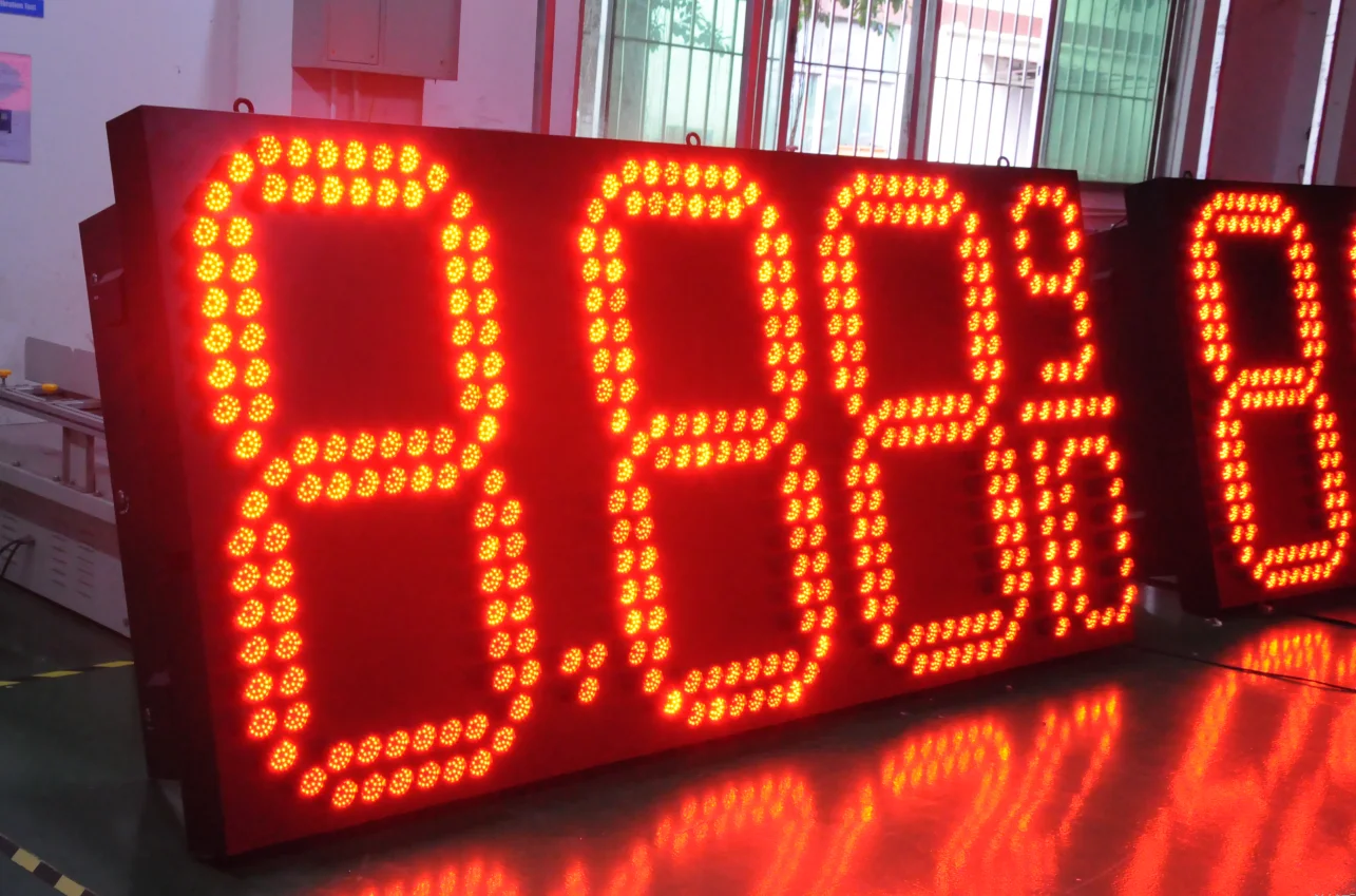 Digital LED Gas Price Sign For Gas Station Petro Price Red/Green 48 Inch Fuel Price Board For Outdoor Gas Station Pylon Signs
