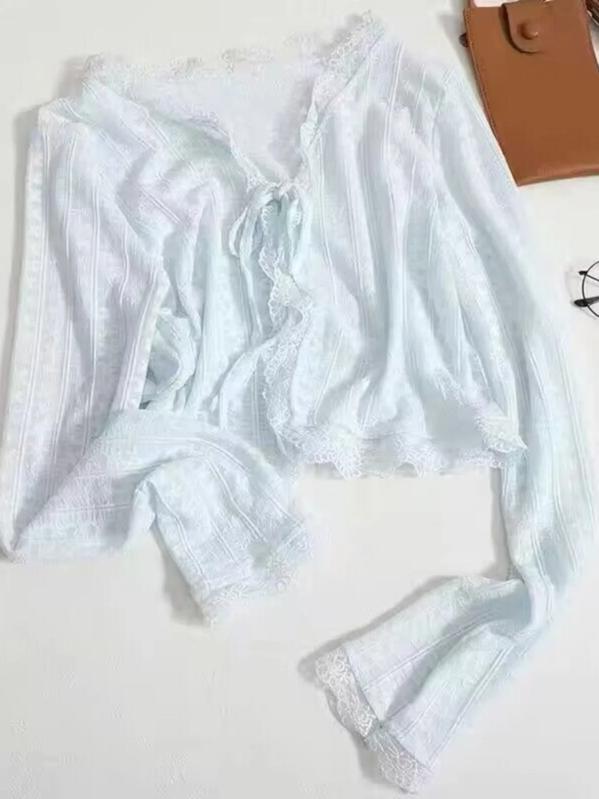 Chaqueta de encaje de estilo coreano con protección solar de seda helada, cárdigan de manga larga con cuello en V y cordones, novedad de verano, abrigo chal fino, novedad de 2025