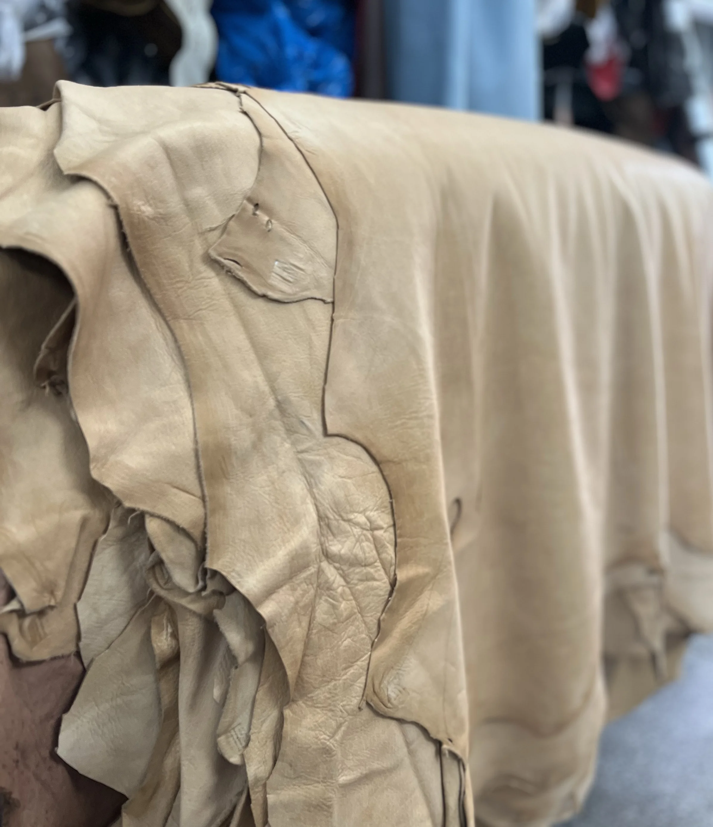 soft-deerhide-leather-genuine-skin-tannery-remnant-matte-fini-2mm-clothing-fabric-accories-belts-hats-scarves