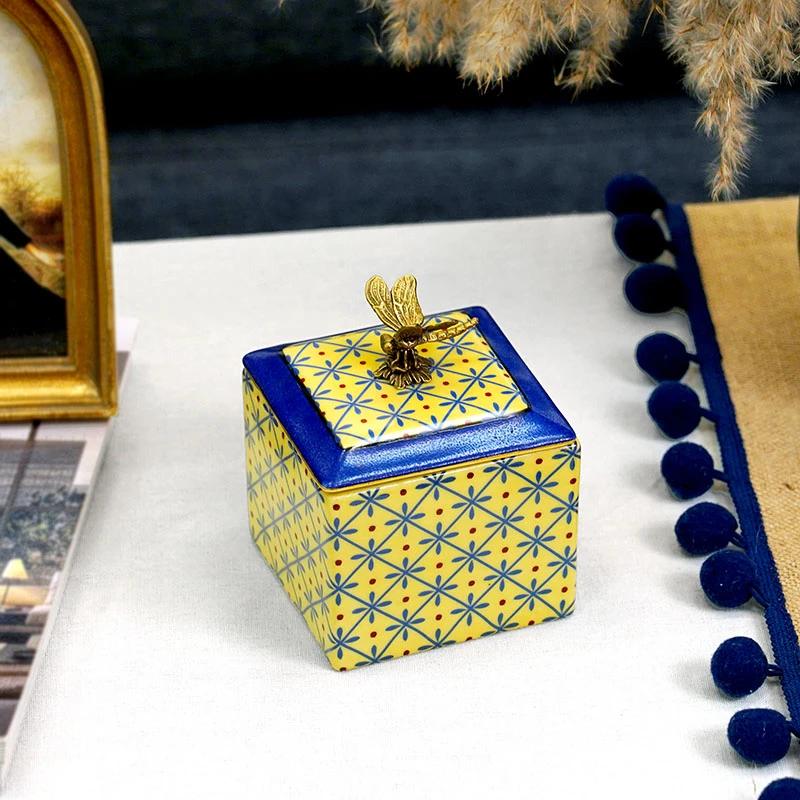 Storage Box Brass Dragonfly Decorative Cover Box Luxury European-style Household Small Storage Box Elegant Home Decoration Gift