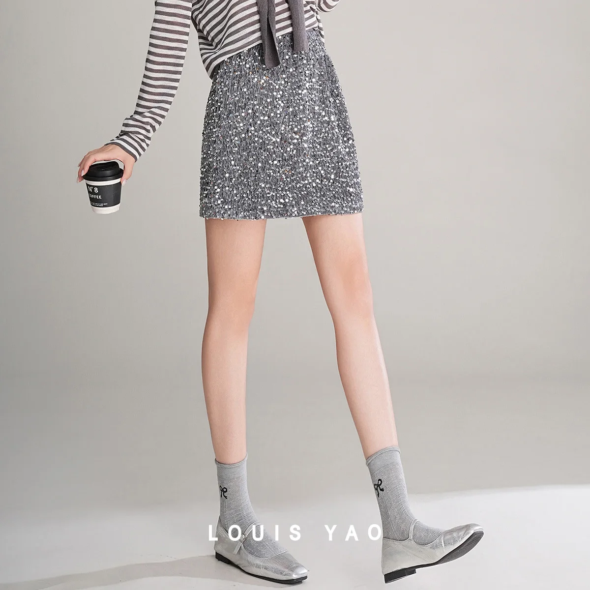 

LOUIS YAO New Stylish Sequined Mini Skirt 2025 Autumn Gentle Elegant Elastic Waist New Women's Short Skirt Chic Street Wear