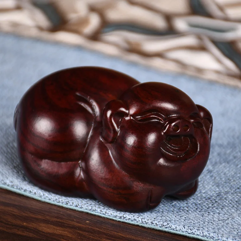 

Blackwood Carved Zodiac Pig Hand Pieces Wooden Blessing Plaything Auspicious Ornaments Handmade Carved Crafts