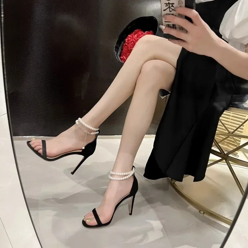 Summer Black Sexy High Heel Sandals Versatile Thin Heel Open Toe Pearl Stripe High Heel Shoes