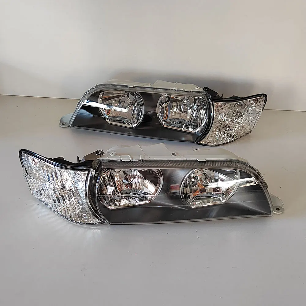 Car Headlamp Assembly Corner Light Turn Signal For Toyota CHASER GX100 JZX100 LX100  1996 to 1999 4pcs