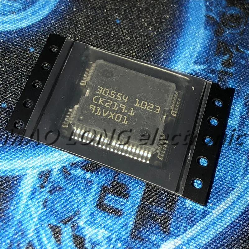 10PCS/LOT 30554 QFP-64 Automotive Electronics IC