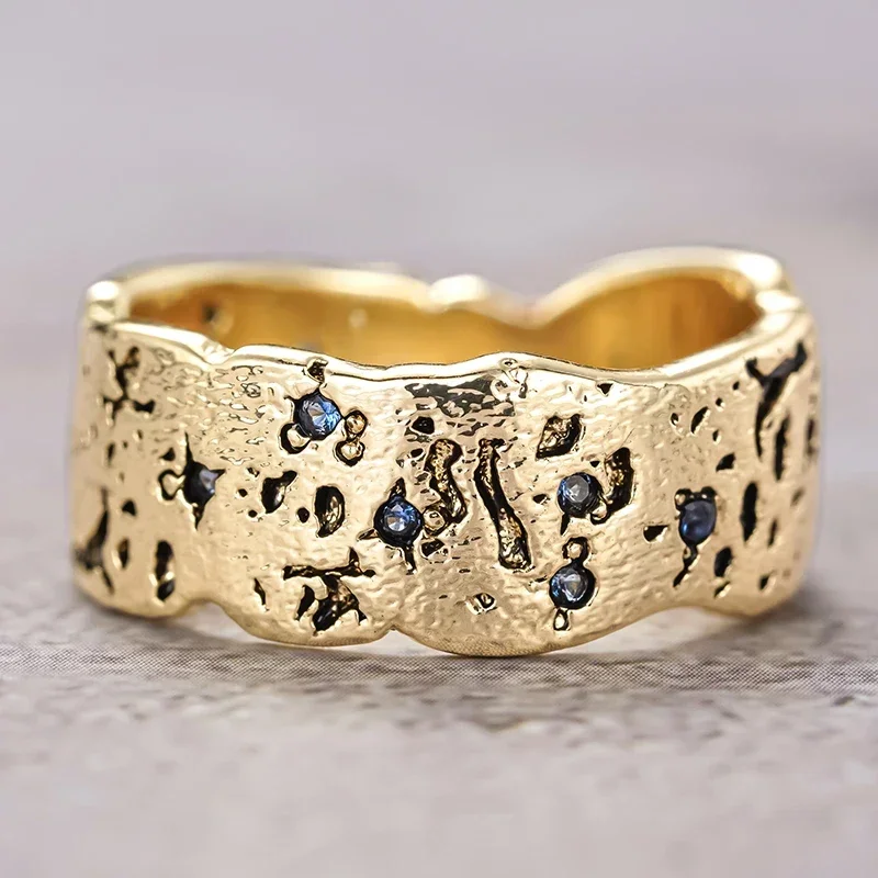 Huitan Chic Irregularity Goldfarbene Ringe für Frauen im Ruinen-Stil, besondere Partyschmuck-Accessoires, modische Geschenke, Schmuck – Detail 2