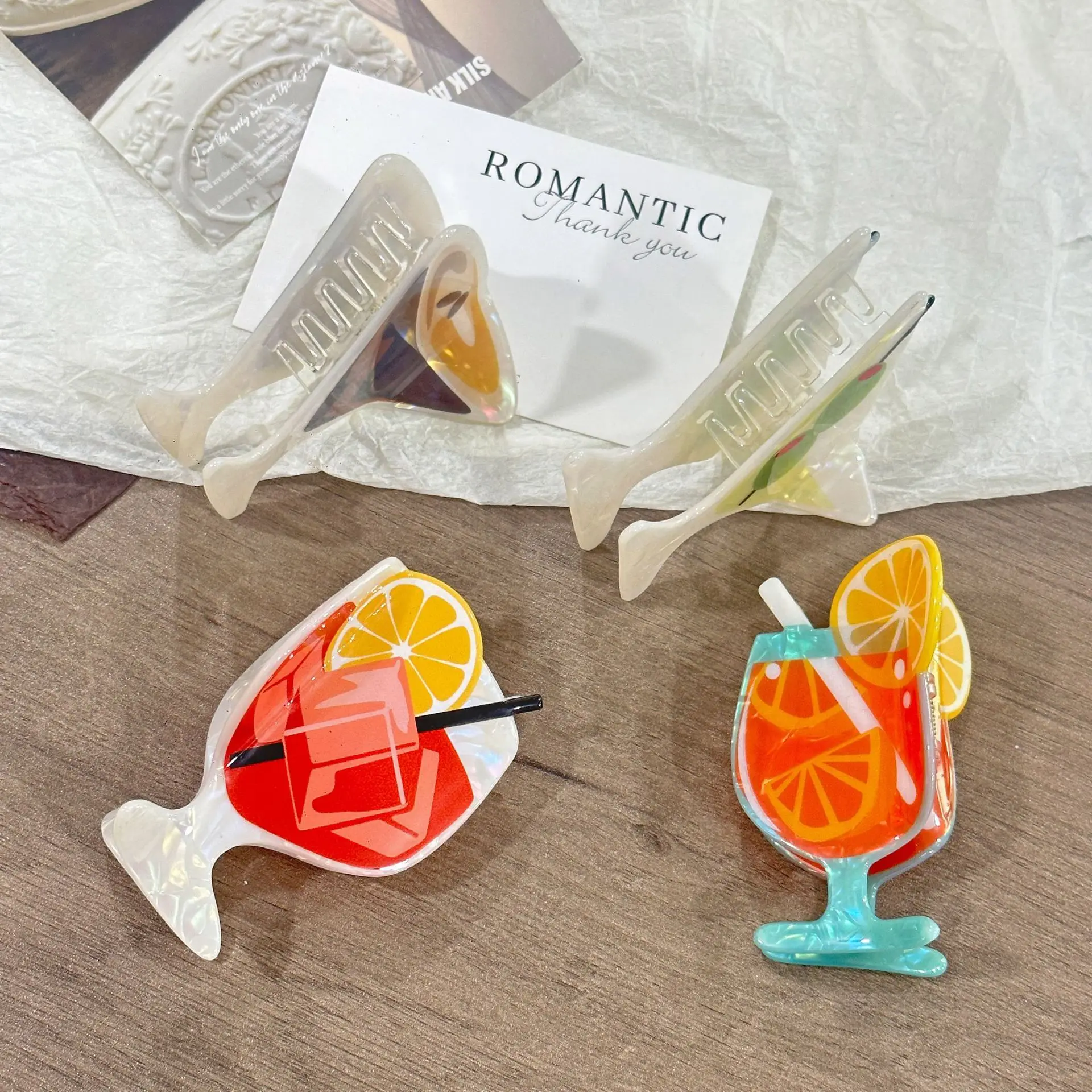 1 Stück Cocktail-Haarclip, Hawaii-Sommer-Strand-Eistee, Orangensaft, Kaffee, neuartiger, kreativer Getränke-Haarclip, großer Haarklammer-Clip im Hai-Design – Detail 2
