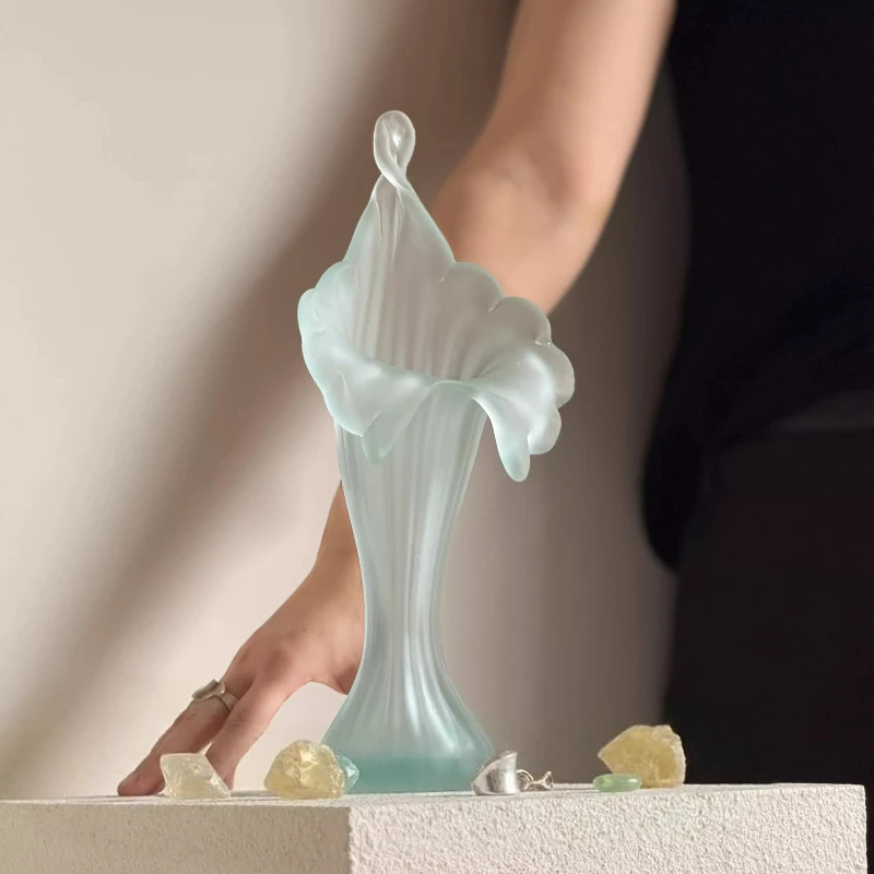 

Ваза из матового стекла в стиле ар-нуво с цветочным орнаментом в средневековом стиле, декоративная бутылка для украшений в гостиную