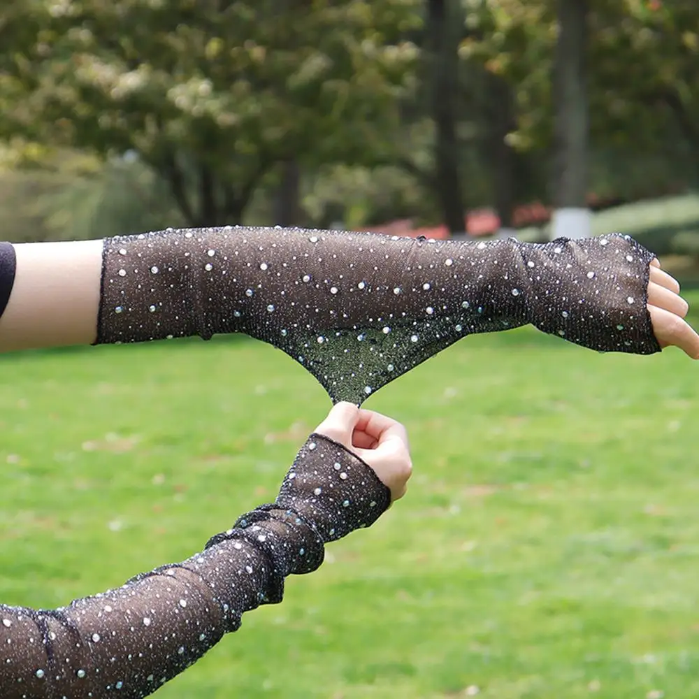 セクシーなフラッシュドリルレースアームスリーブ薄型メッシュハーフフィンガースリーブ夏ラインストーン日焼け止め手袋ナイトクラブパフォーマンスミトン