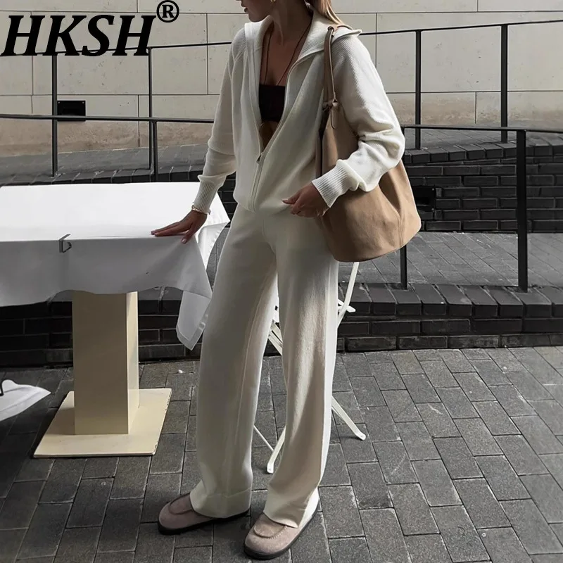 

HKSH Autumn Winter New Woman Two-piece Set Turn-down Collar Zipper Sweater Knitted Cardigan Solid Color Casual Pants Ins HK14215