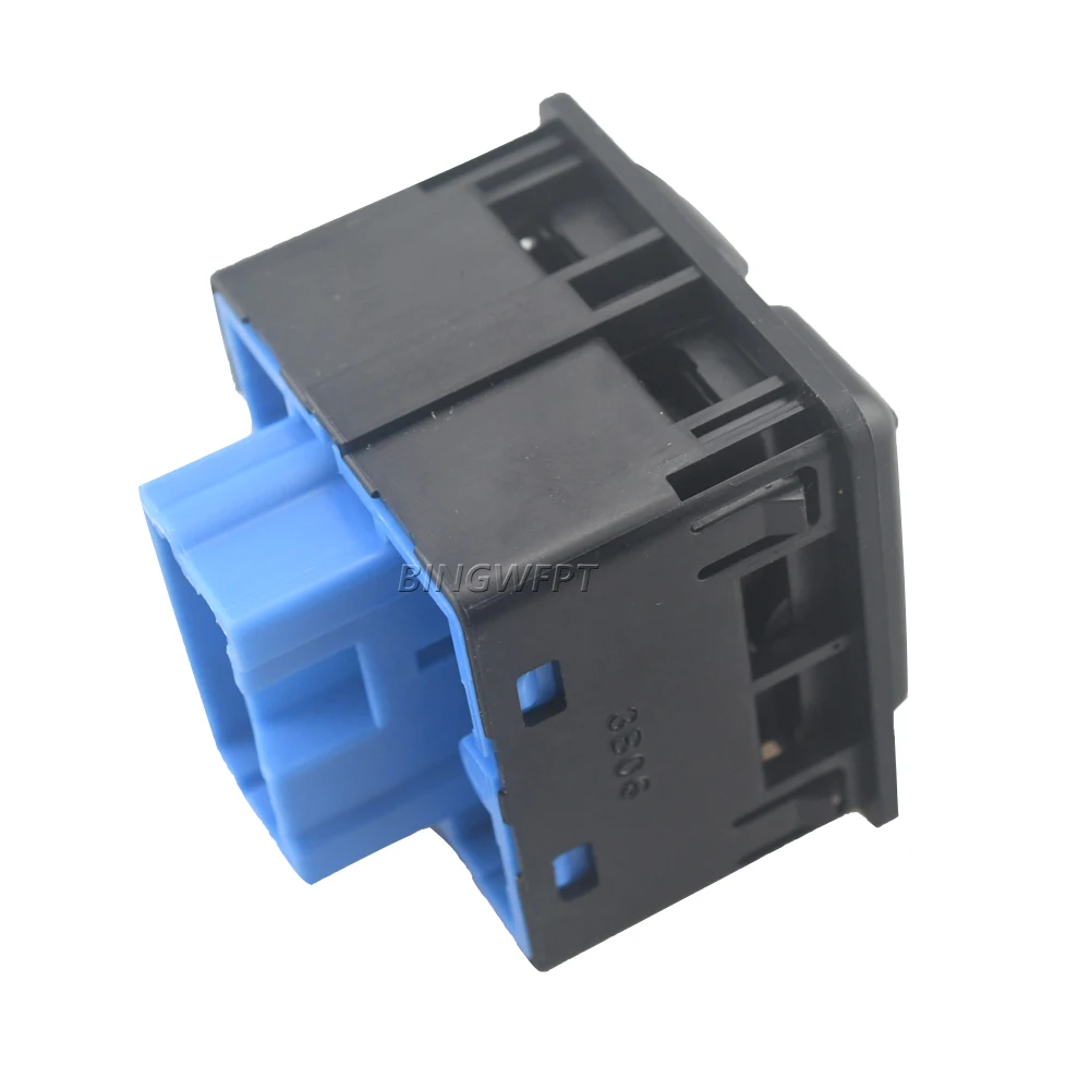 Car Seat Heated Control Switch 8610A300 8610A070 For Mitsubishi Outlander 2013 2014 For Pajero V93 V97 V73 Lancer