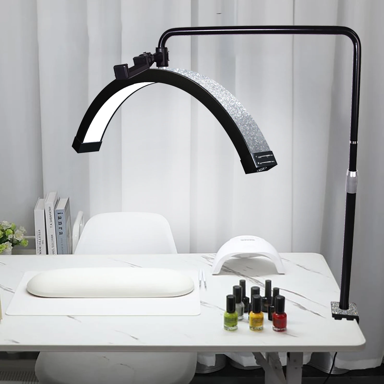 

Fosoto Wholesale Half-Moon UV Nail Lamp LED Manicure Desk Lamp with Free Logo Print Beauty Tools for Salon Use