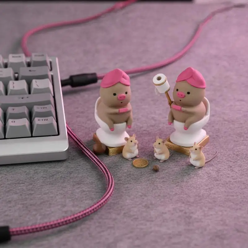 3D Printed PLA Pig Decor Lovely Funny Tooth Brushing Design Mini Ornament for Office Desk Home Bedroom Decoration