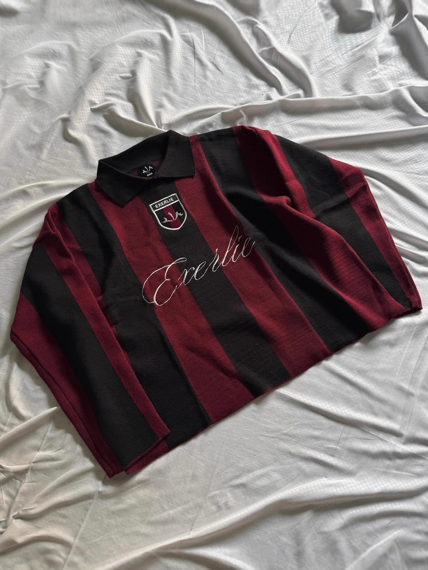 

European and American retro letter embroidered knitted sweater men's autumn and winter style striped contrasting sweater trend