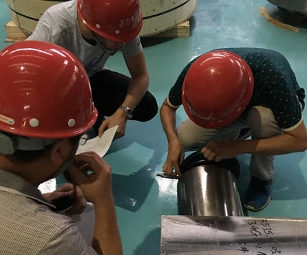 التعدين مخصص كبير غريب الأطوار رمح سبائك الصلب التصنيع باستخدام الحاسب الآلي مزورة العمود المرفقي الكبير