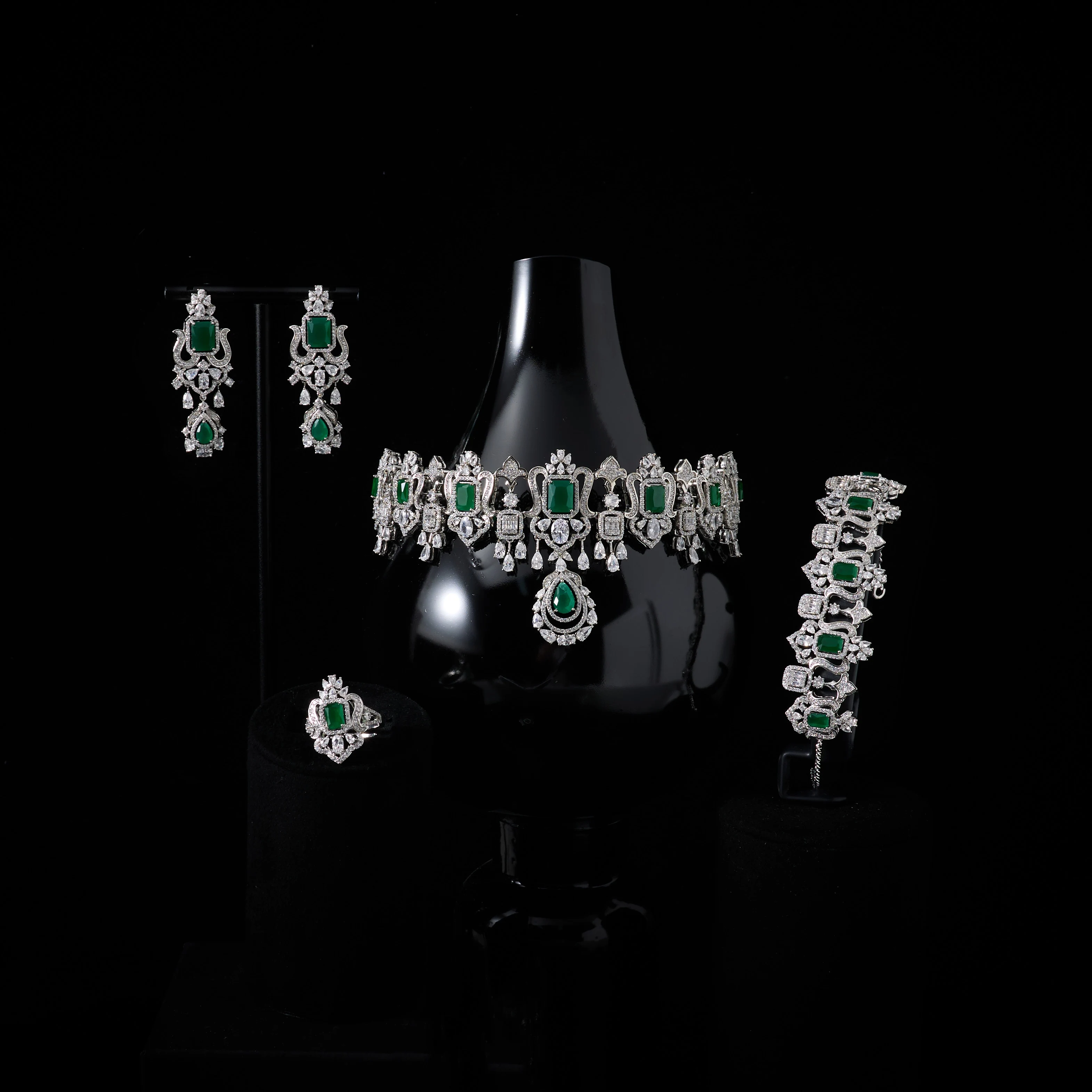 018269 Choker Necklace Set for Women Cubic Zirconia Bridal Jewelry Sets DuBai Saudi Engagement Party Wedding Accessories Jewelry
