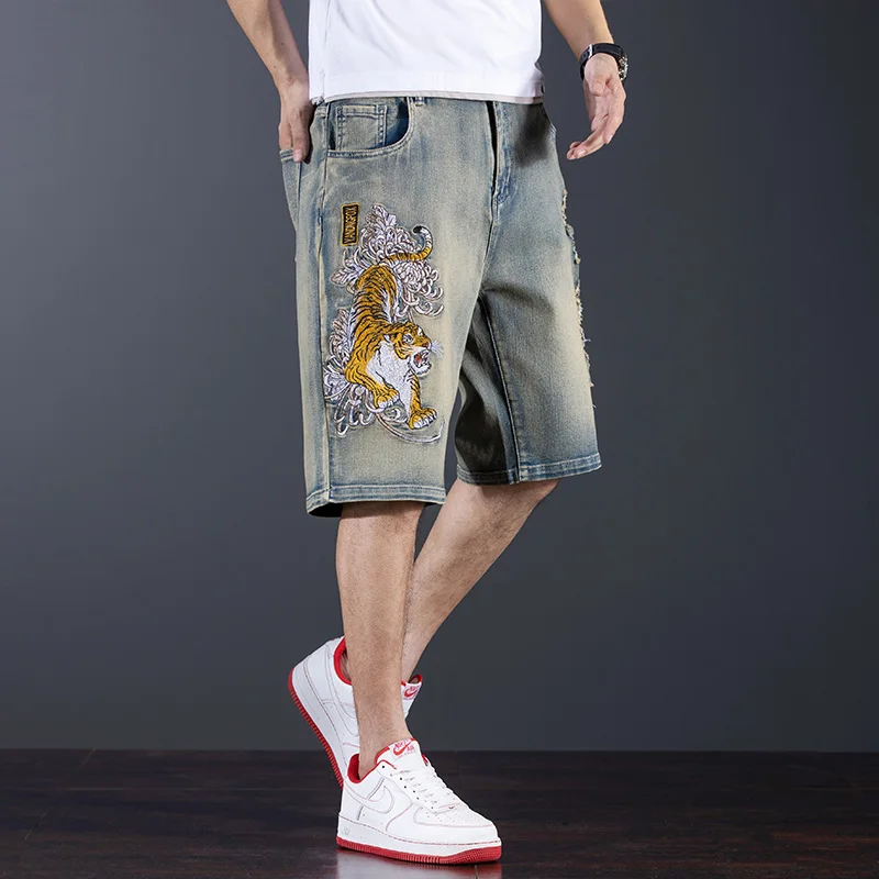 Chinese Style Tiger Embroidered Denim Shorts Men's Loose Hole plus Size Trend Casual Retro Distressed Cropped Pants