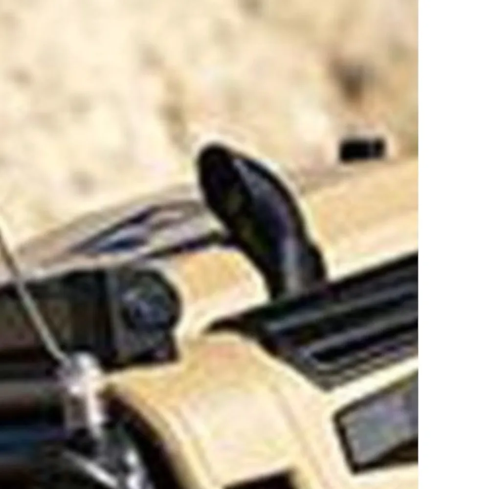 

1/18 RC Drifting Гусеничный внедорожник C8812 2,4 ГГц Пульт дистанционного управления Имитационная модель автомобиля Светодиодные фонари Вращение на 360 градусов RTR