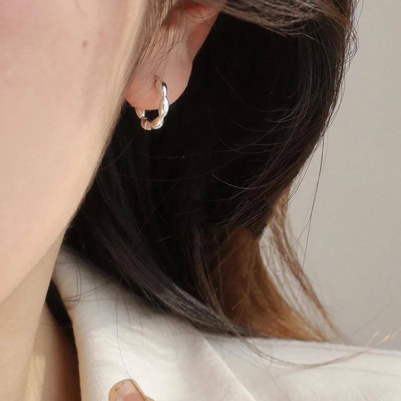 

Маленькие серьги из стерлингового серебра 925 пробы с оливковыми шариками для женщин, пирсинг, помолвка, элегантные роскошные ювелирные изделия, оптовая продажа, предотвращающие аллергию