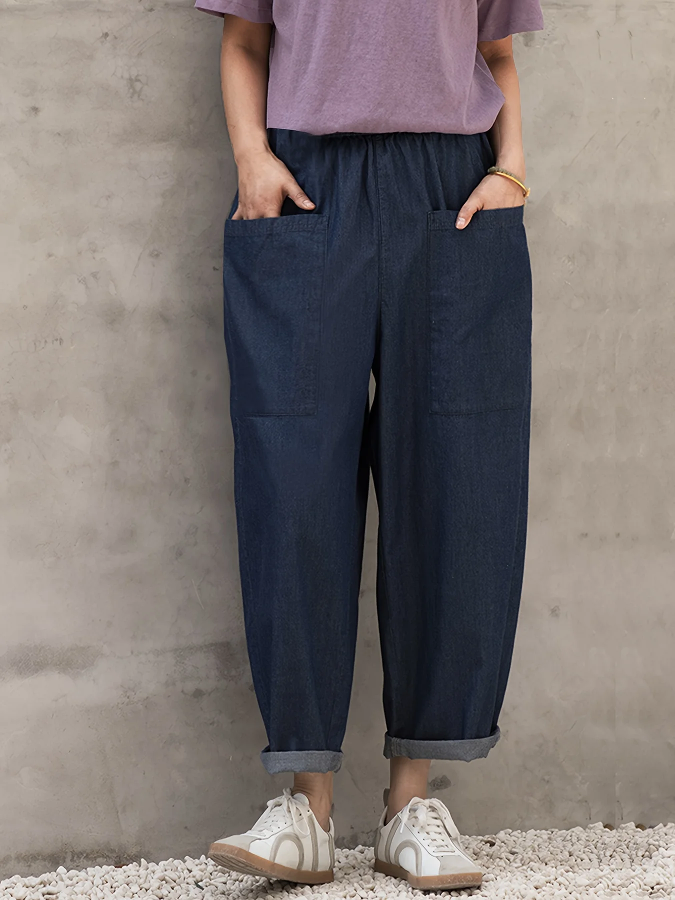 

Женские синие шаровары с эластичной резинкой на талии, слегка эластичные джинсовые брюки, элегантные повседневные облегающие джинсовые брюки из необработанной стирки, мягкие и дышащие