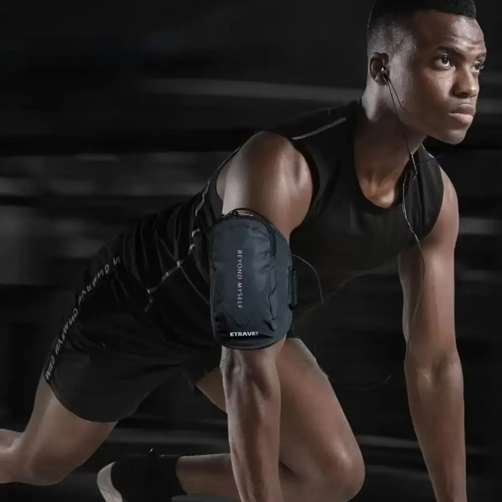 

Fitness Gear Waterproof Phone Armband Universal Reflective Running Armband Night Running Arm Wrist Pouch Sports Fitness