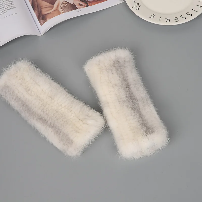 2024 New Brand Style Top Quality Women's 100% Winter Warm Real Mink Fur Knitted Half Finger Gloves Girls Typing Mittens