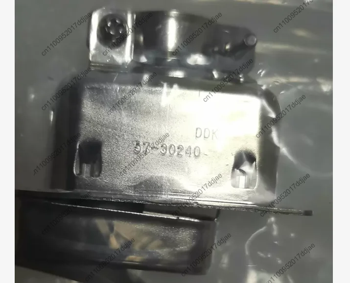 57-30240 brand new gold-plated connector - 24-pin heavy-duty iron housing design - actual product photos