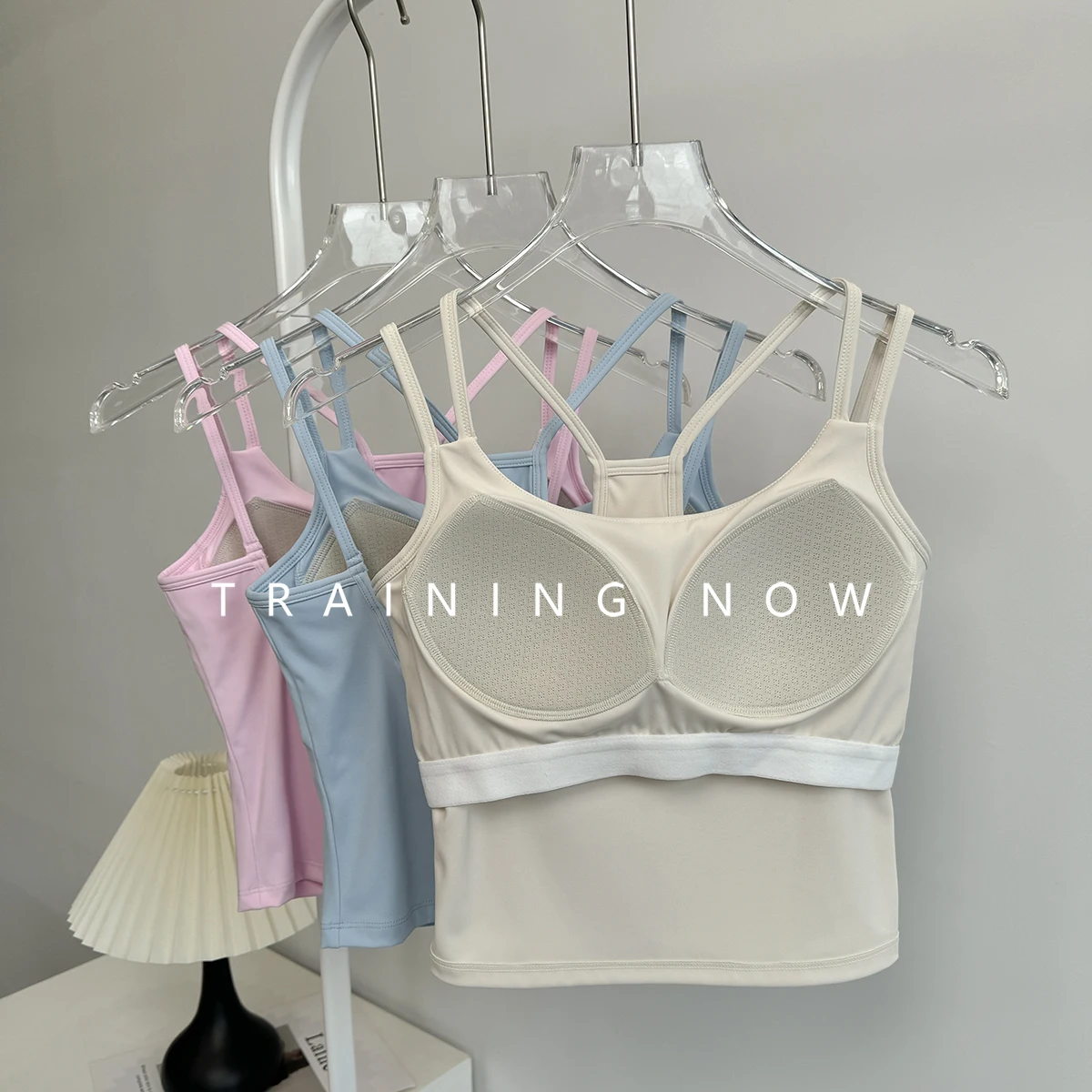 

Sexy beautiful back yoga suit vest women's summer one-piece fitness training bra running shockproof sports underwear outside