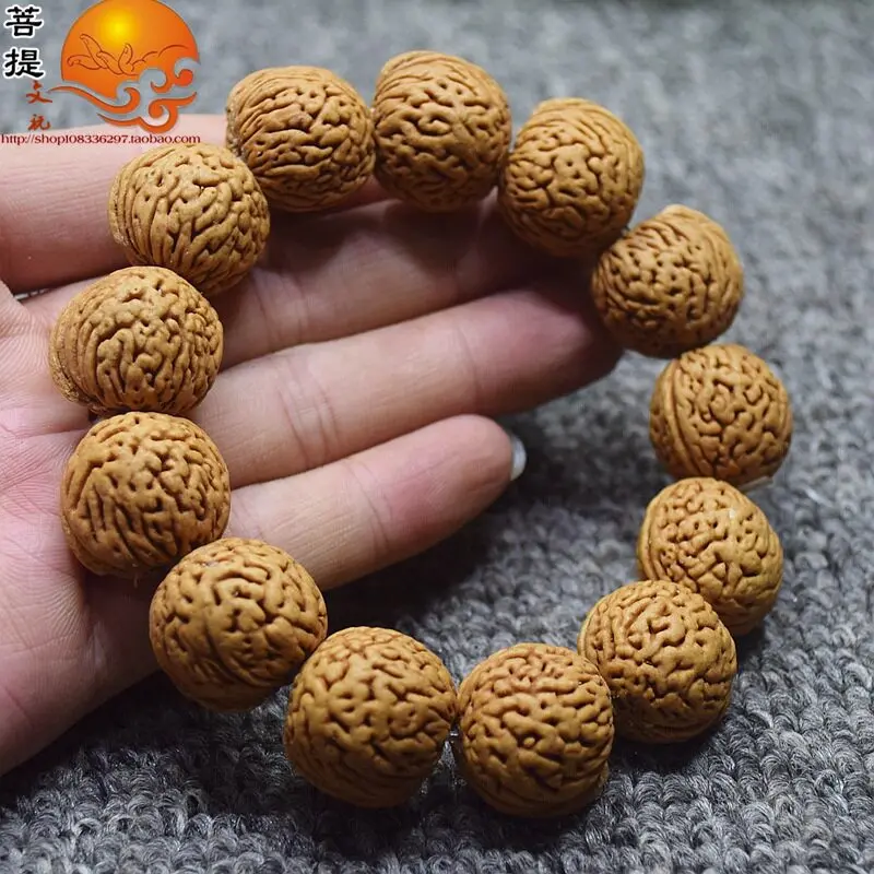 Natural raw material peach pit braided bracelet dense brain pattern ant massage rubbing and handling piece Qinling wild wil
