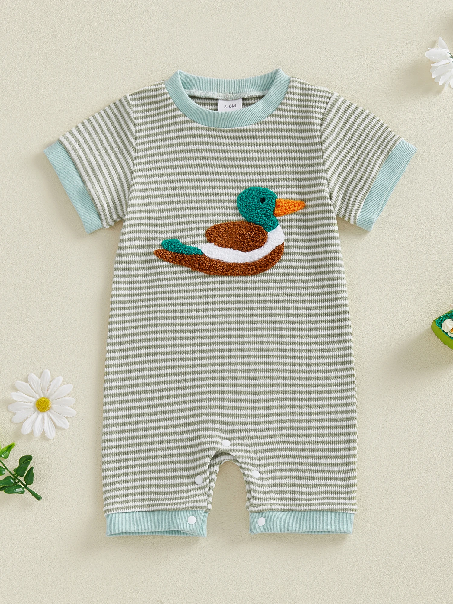 بدلة قفز صيفية مخططة للأطفال حديثي الولادة بدون أكمام ورقبة دائرية وطباعة كرتونية مع إغلاق سريع #1