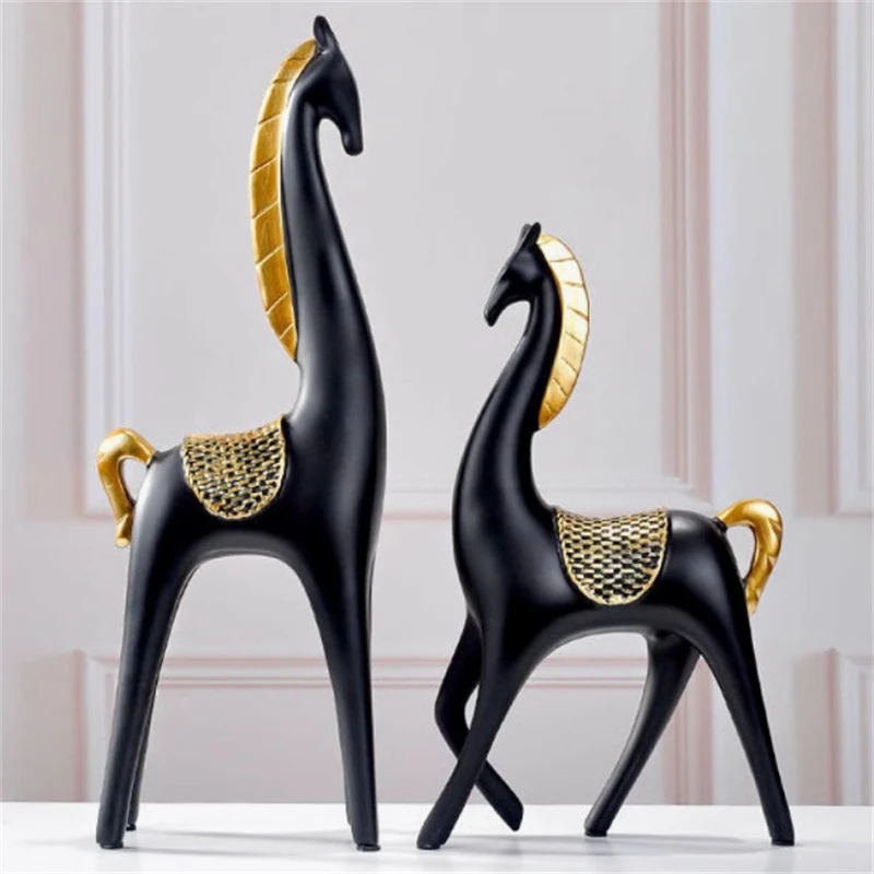 European‑Style Resin Horse Figurine Ornament, Steady Progress Fortune Statue, Living Room TV Cabinet Home Decor Christmas Gift