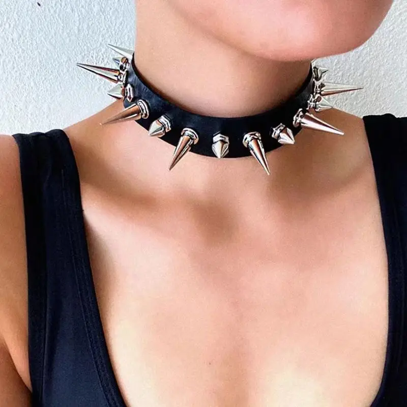 Explosive Accessories Harajuku Style Punk Rock Nightclub PU Leather Necklace Rivets Spike Collar Collar Chain