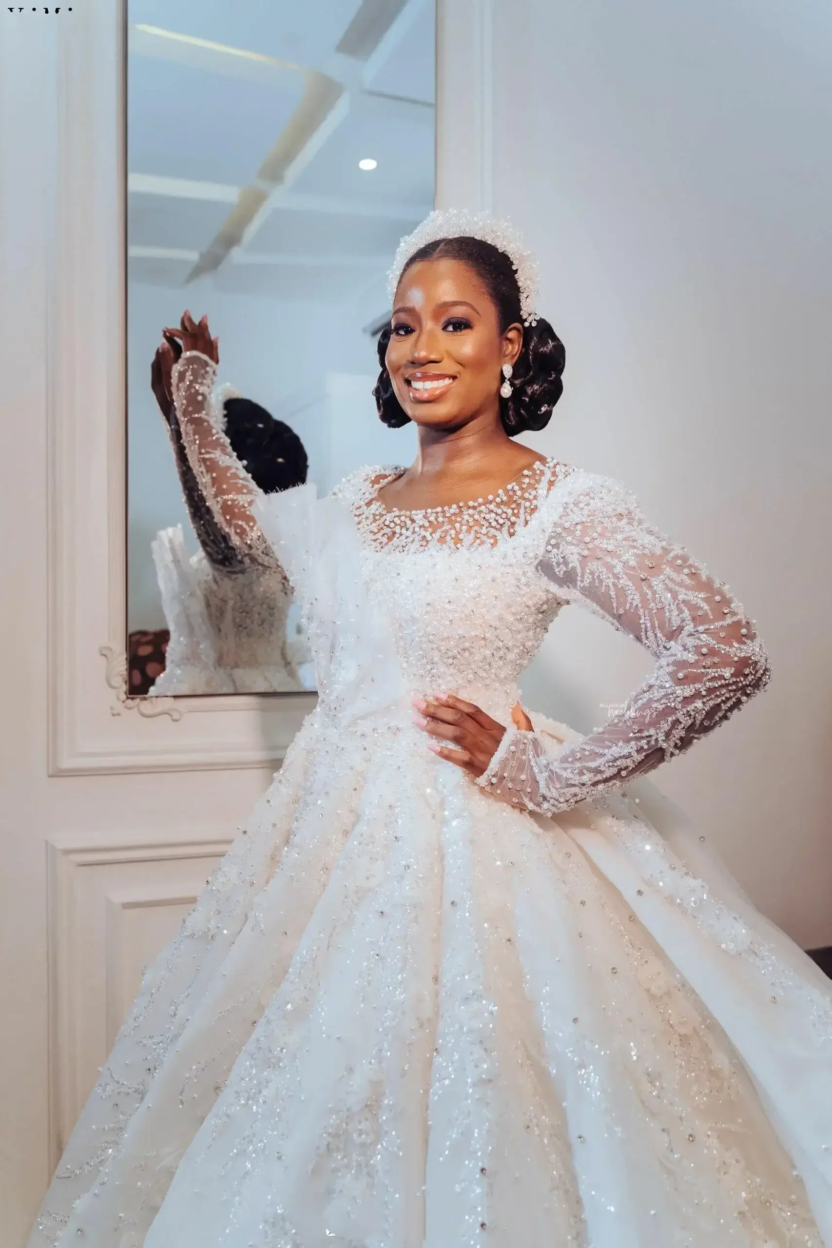 

Customized Full Heavy Pearls Beaded Ballgown Wedding Dresses Cathedral Train Long Sleeves Illusion Back Plus Size Bridal Gowns
