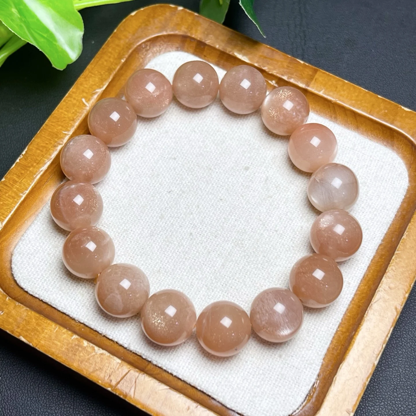 

Natural Sunstone Bead Bracelet Women Healing Gemstone Crystal Strand Bangles Lovers Girlfriend 1PCS 11/12/14MM