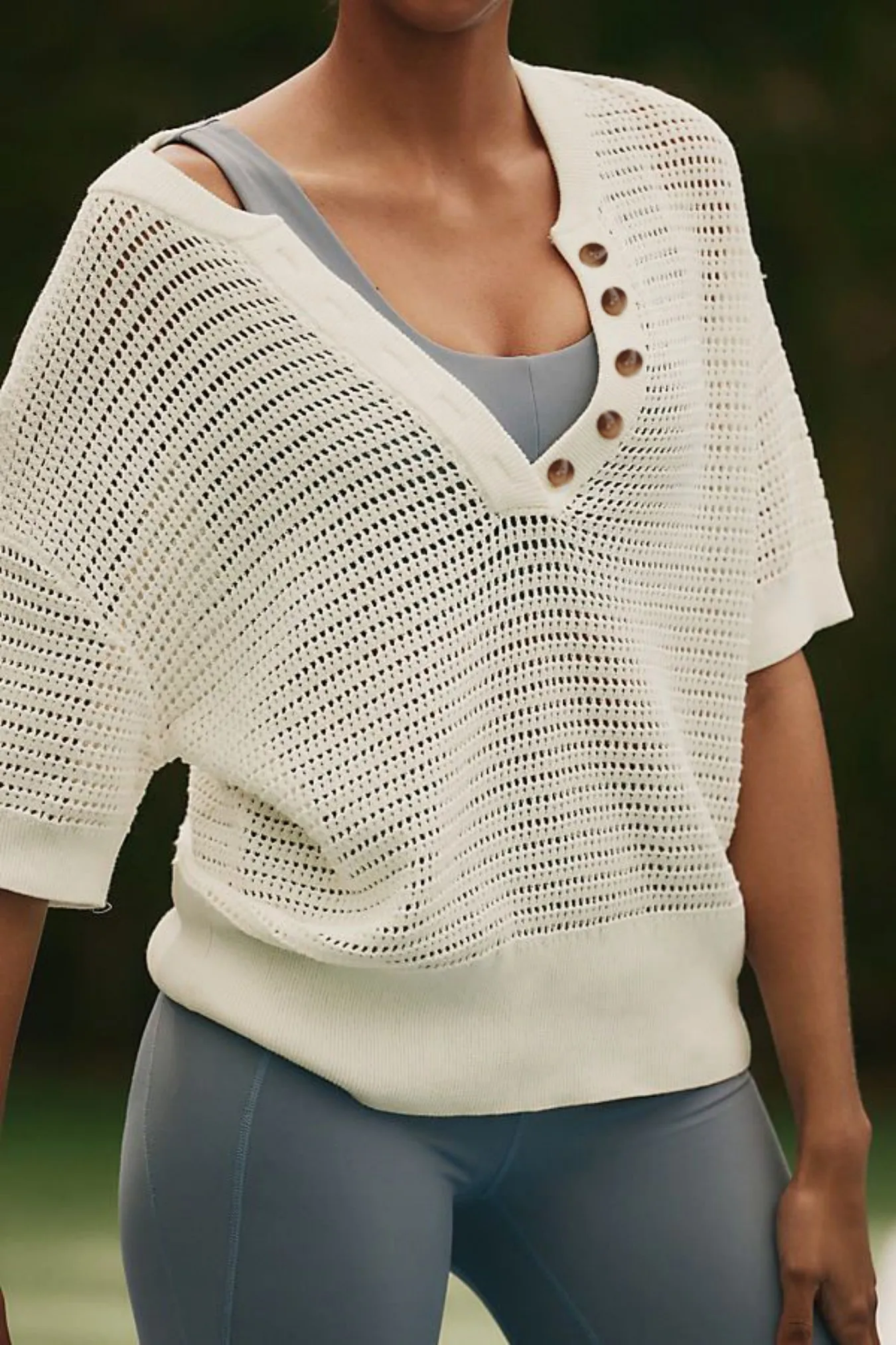 

Women's Breathable Open Knit Pullover V Neck Button Detail Short Sleeve Loose Top for Summer Casual Daily Wear